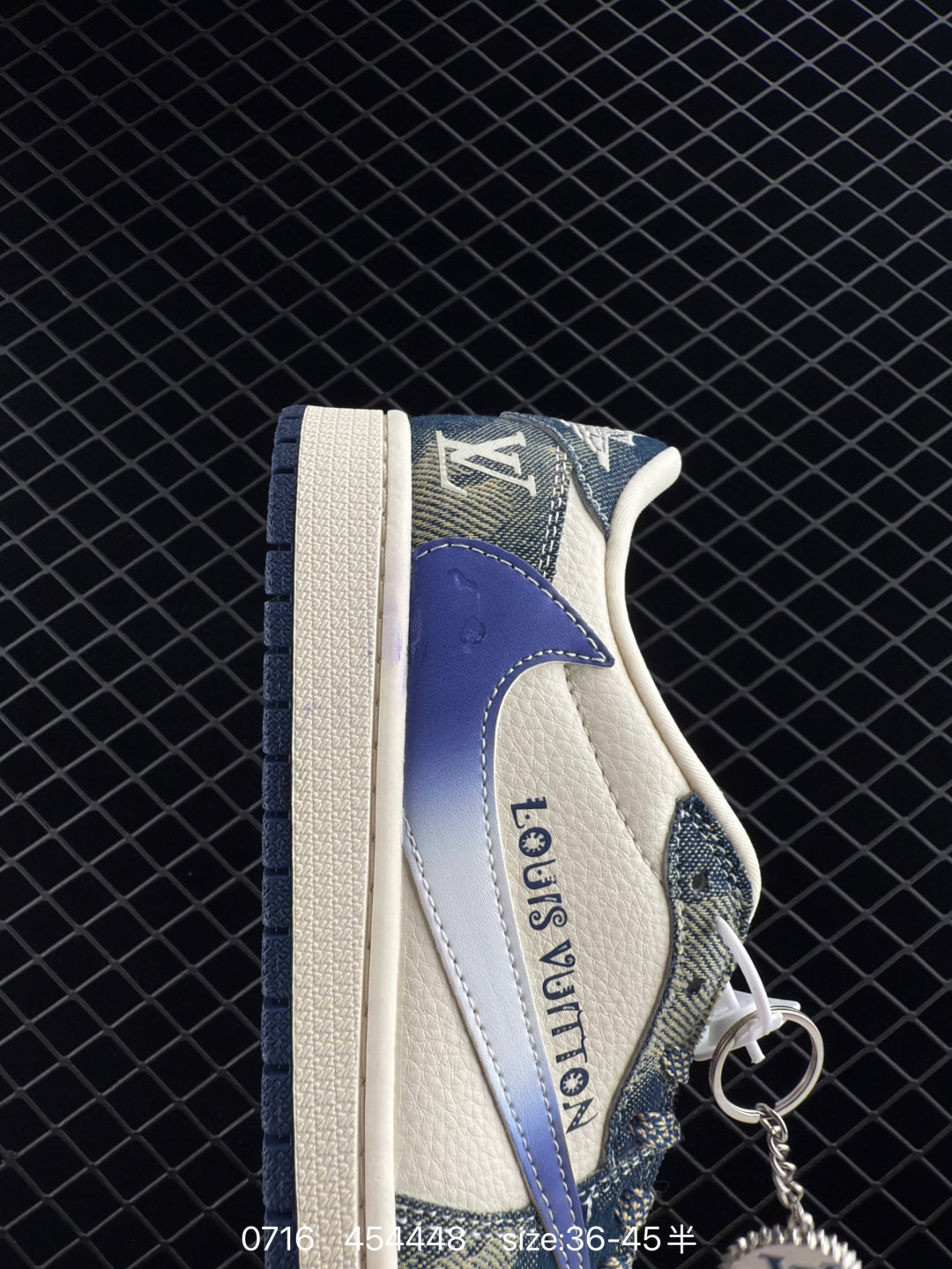 Travis Scott x Air Jordan 1 ” Reverse Mocha “